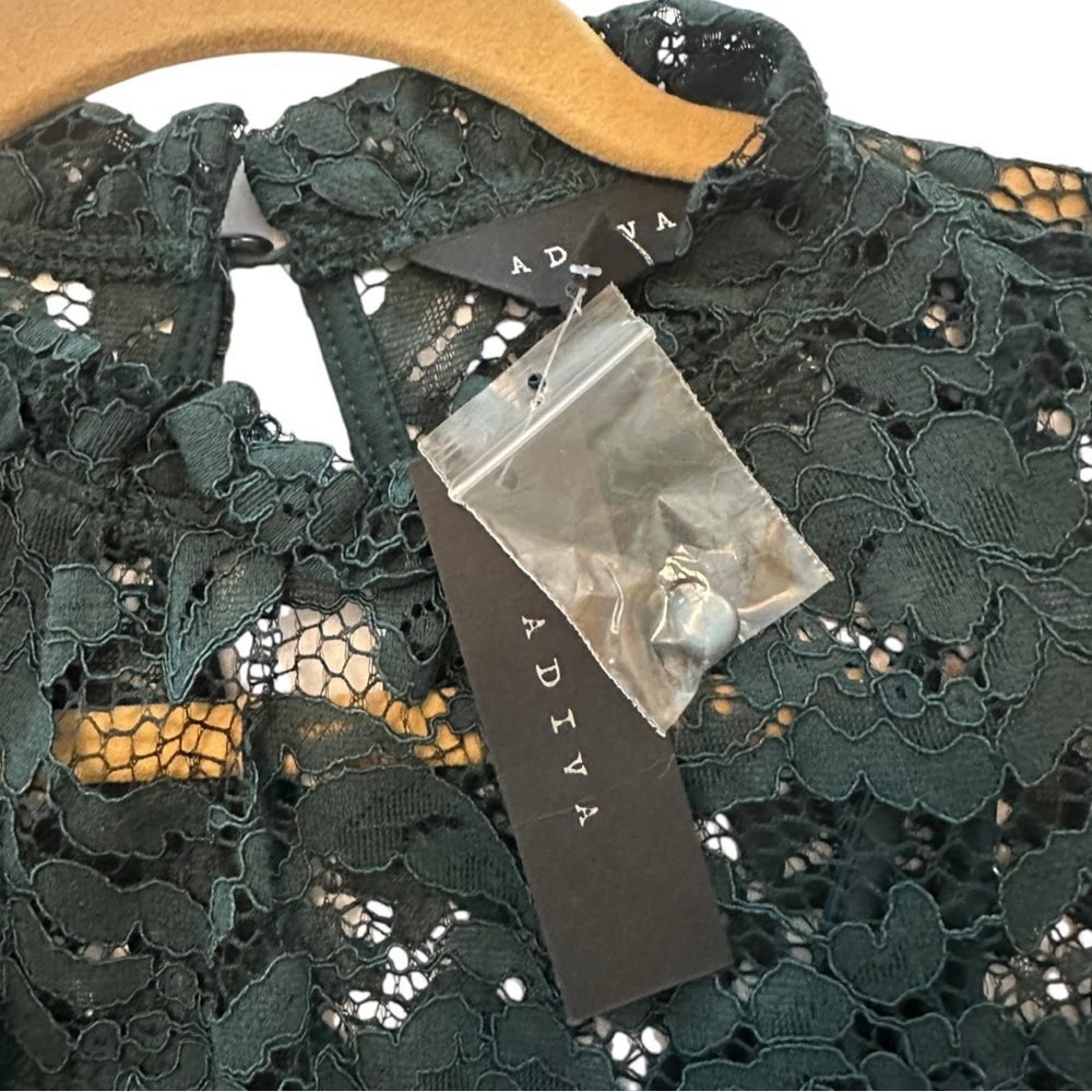Adiva Dark Green Lace Top - Picture 3 of 3